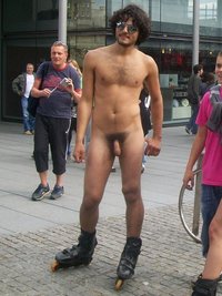 2010_WNBR_London_nude_man_at_Tower_of_London.jpg