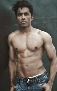 Rajiv Surendra b424acdee3e784e5883253607d070900.jpg