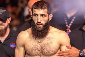 arancuz-abdul-abduragimov-yarko-vletel-v-pfl_16962366671653626612.jpg