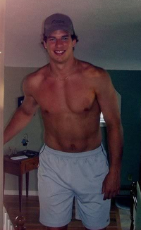 Sydney Crosby shirtless.png