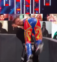 Screenshot_20521-01-30 Dominik Mysterio vs Murphy – Street Fight Raw, September 7, 2020(1).png