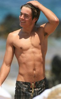 rs_634x1024-130409123404-634.2efron.ls.4913.jpg