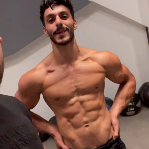 244395679_575376890443899_510898022684111313_n.mp4