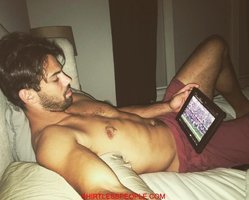 shirtless+Eric+Decker+-+US+Football+Player%2C+Wide+Receiver+For+the+New+York+Jets4_new.jpg